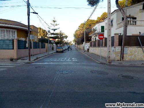 Mallorca Urlaubsbild - Die Straße bin ich überfallen worden am 1.05.11