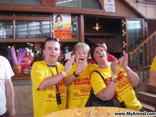 Mallorca Urlaubsbild - Mallorca Polonaise Fans  2010 im Bierkönig 